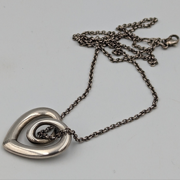 James Avery STERLING SILVER Retired Floating Heart Strings Pendant Necklace 925 - Picture 3 of 8